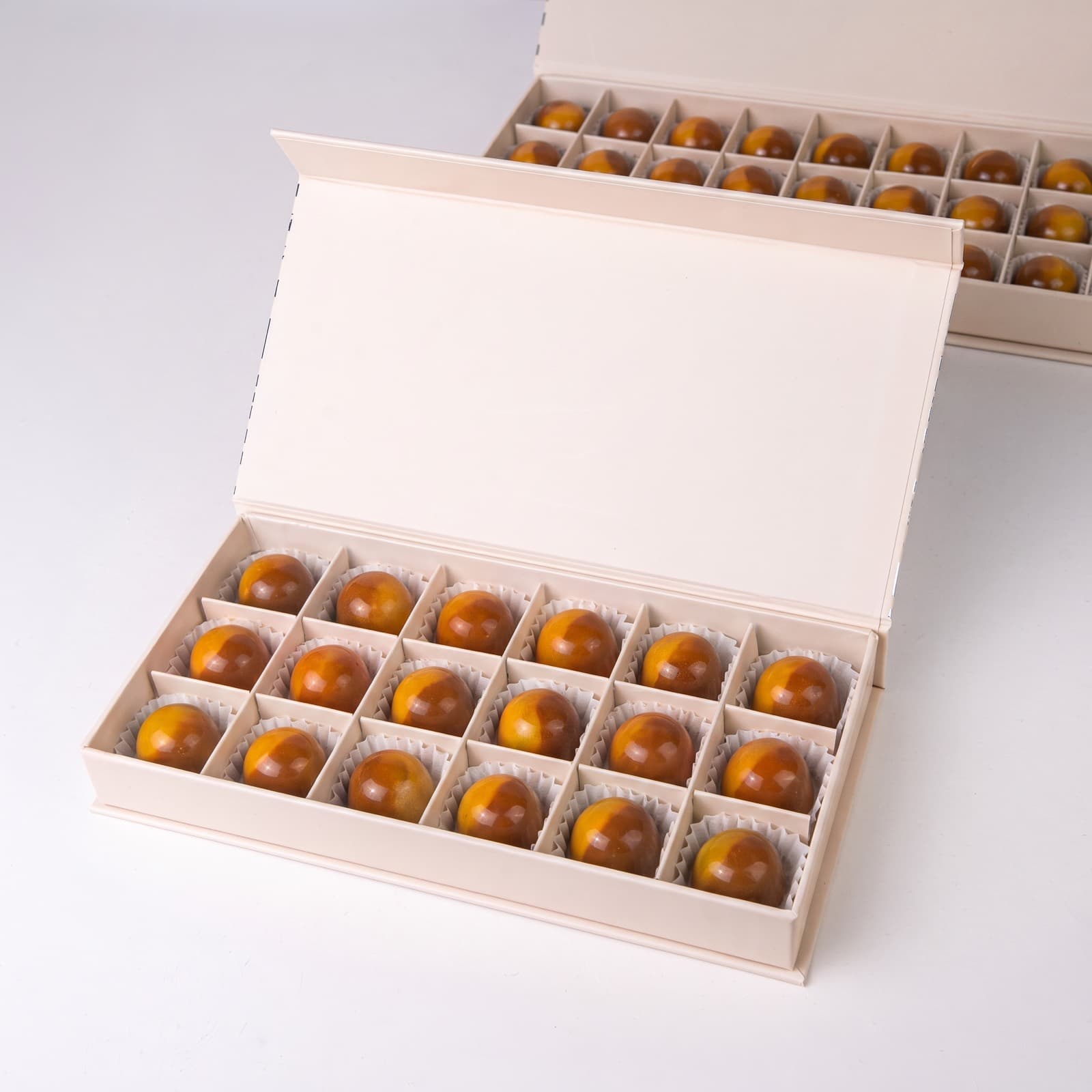 Emirati Coffee Dates Bonbon — packaging view