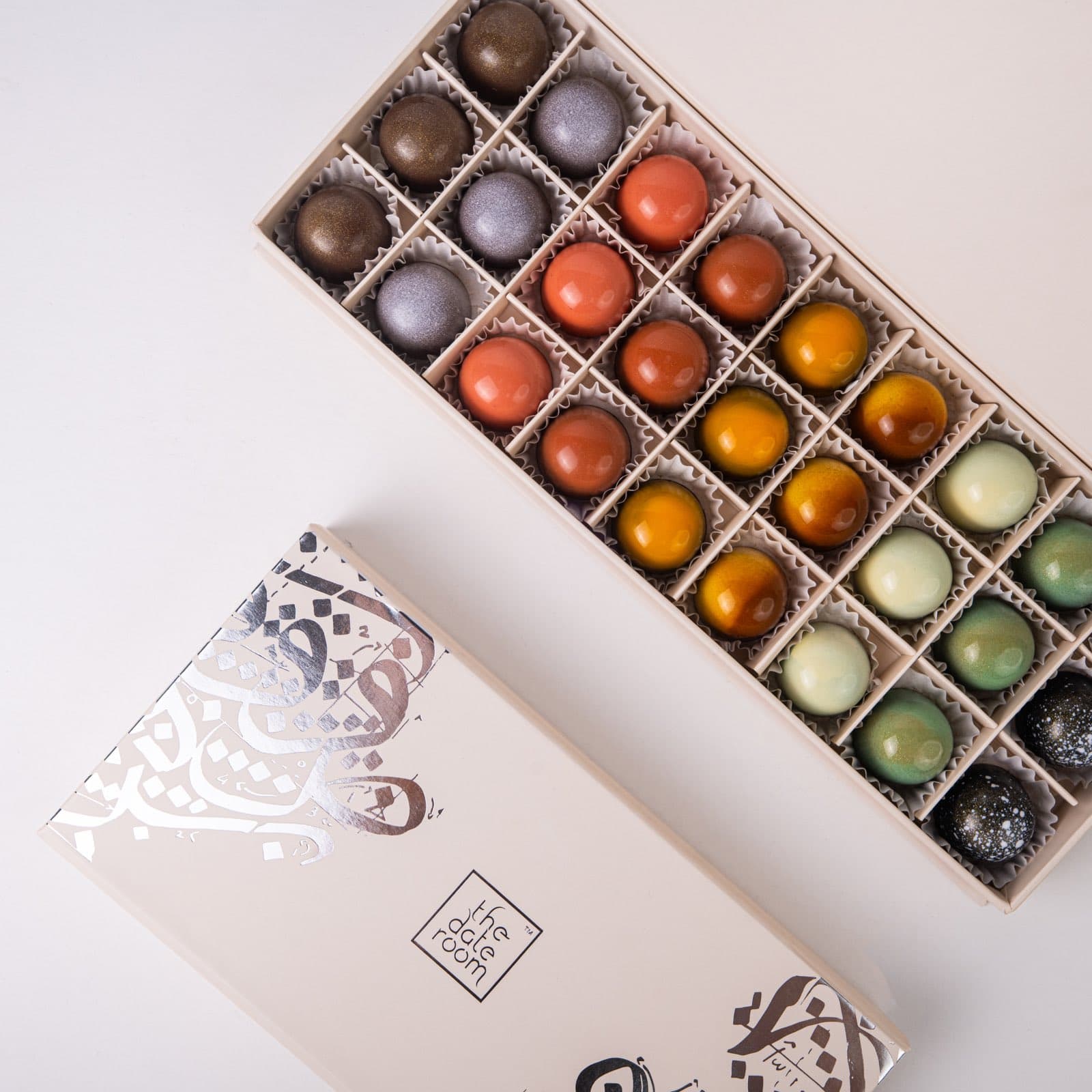 Mixed Dates Bonbon Box — packaging view
