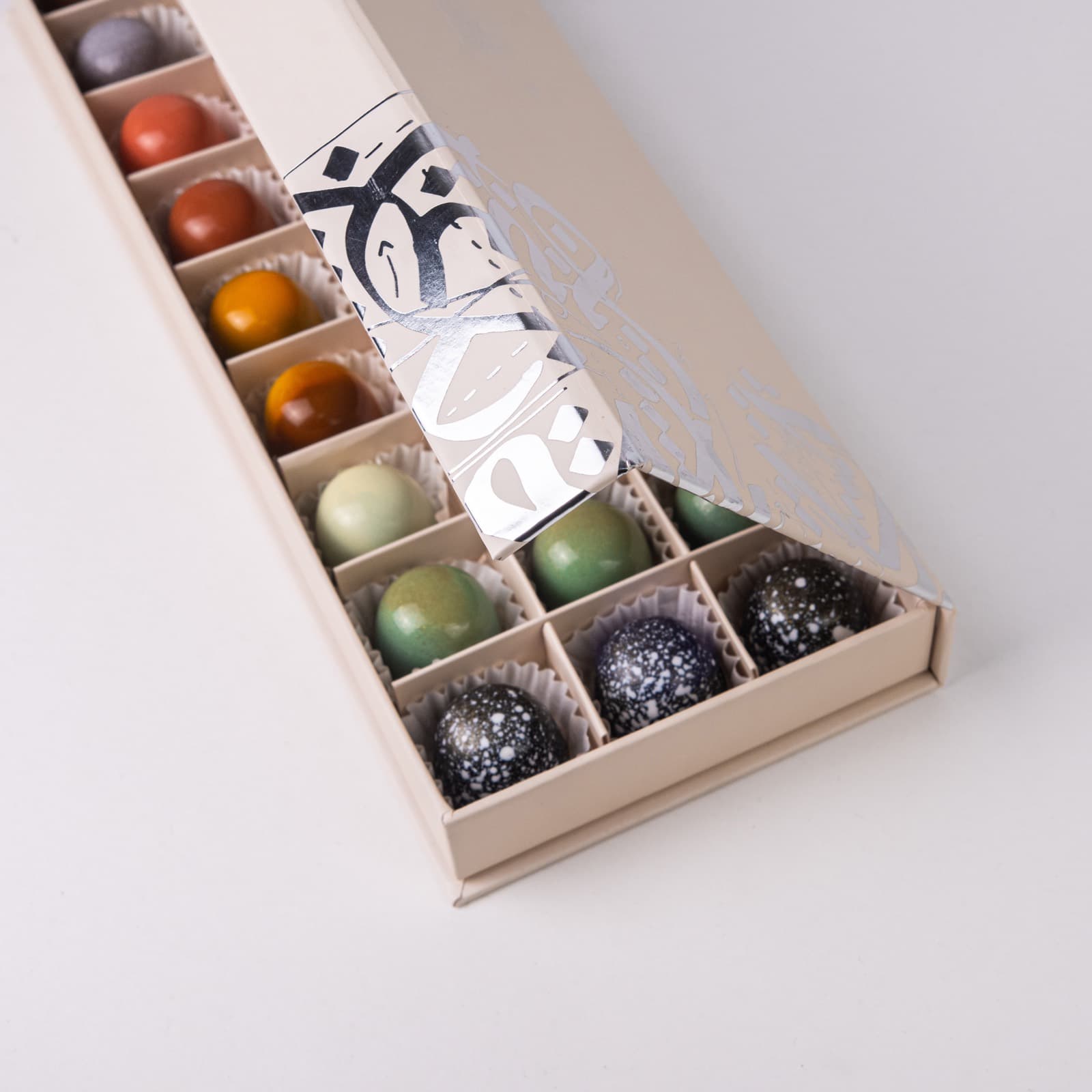 Mixed Dates Bonbon Box — lifestyle view