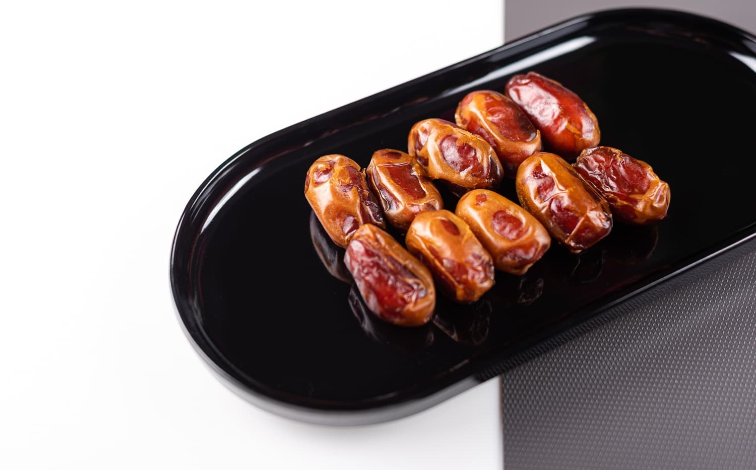 Suhoor meal with Khalas dates, labneh, and pistachios for Ramadan
